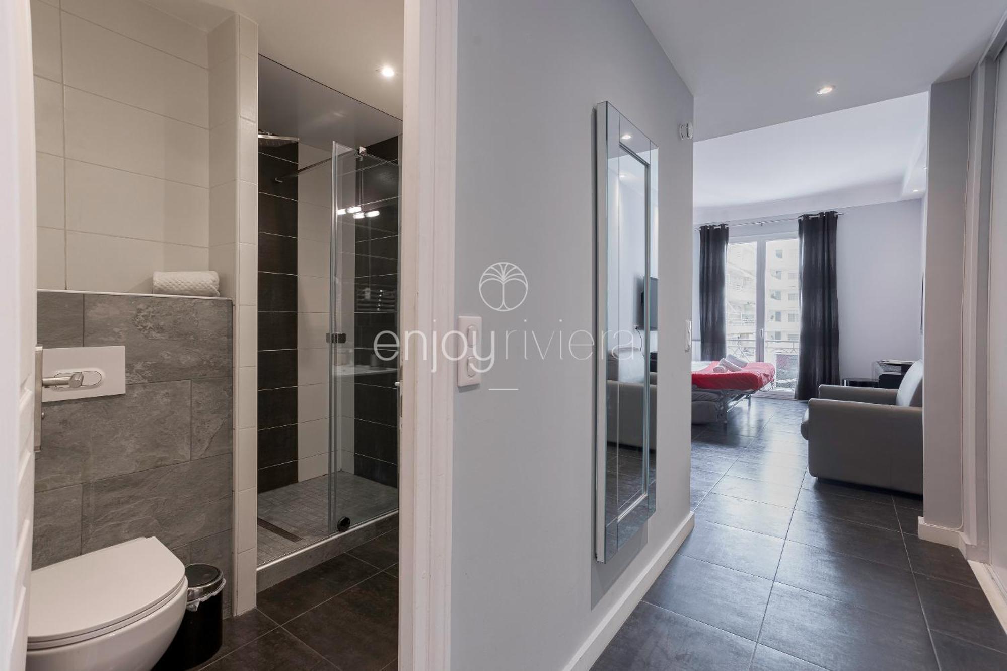 Palais Miramar - Suite & B31 - Croisette Emplacement Unique - 20M Plage - Wifi - Clim Cannes Dış mekan fotoğraf